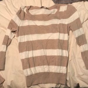 Crewneck shirt, like sweater